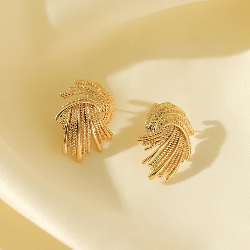 Креативні сережки-пусети з покриттям 18K Gold